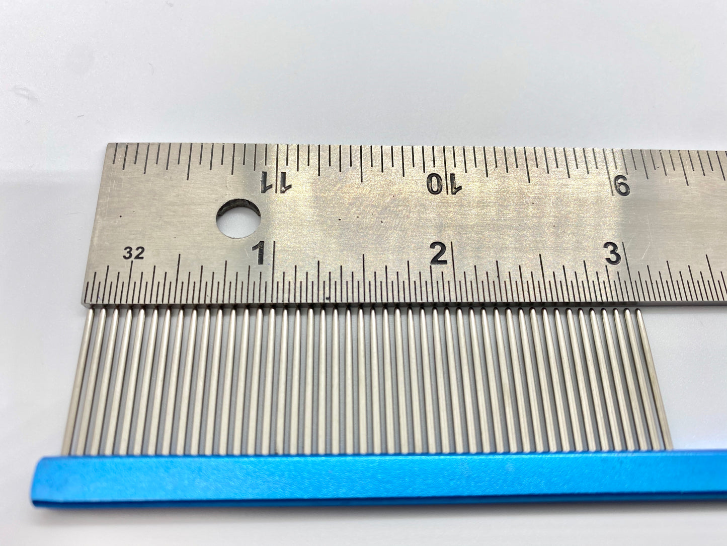 Cupid 7 1/4” Fine Tooth Rattail Pointed Comb