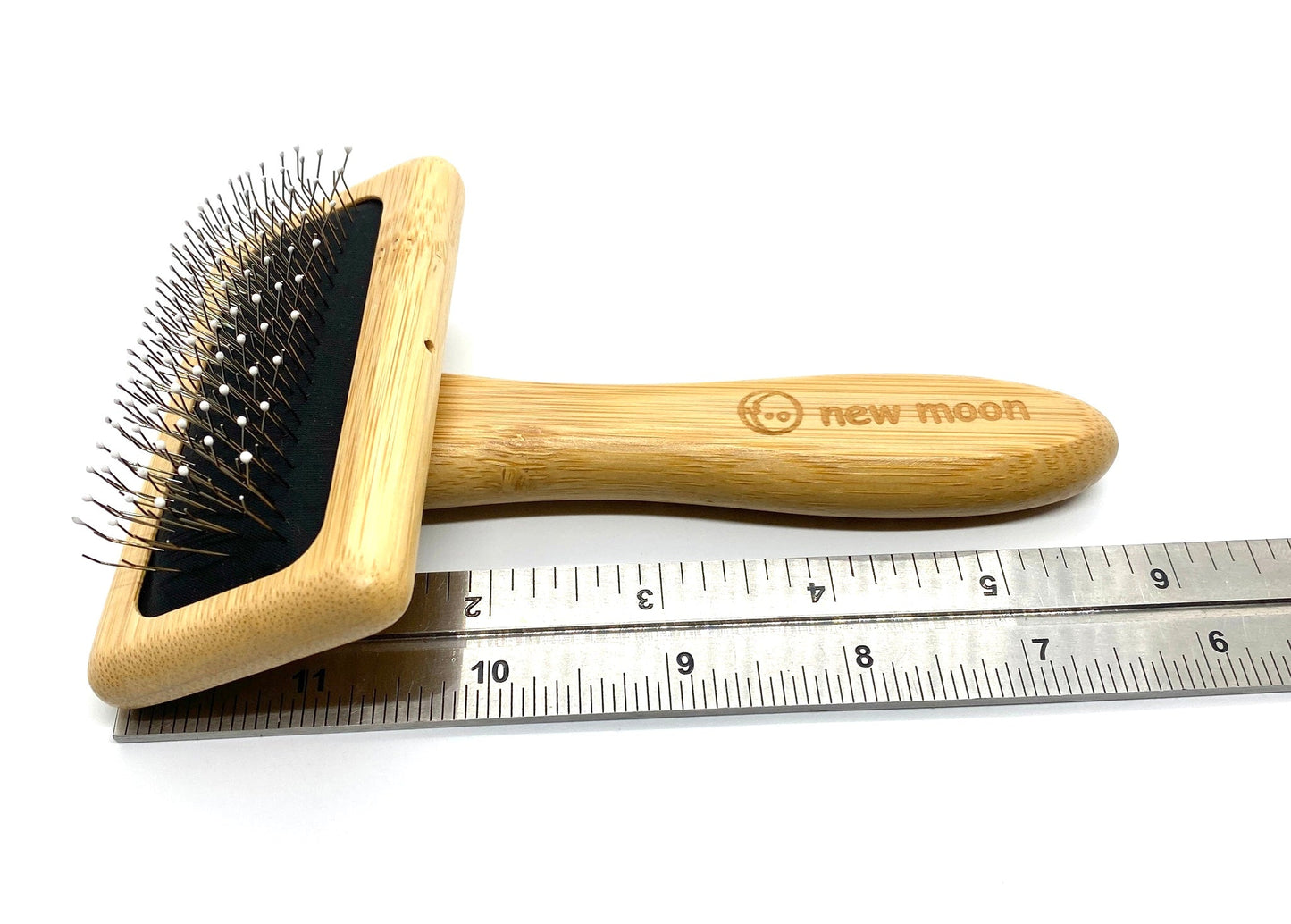 Earthy Bamboo Show Class Slicker Brush w/ round bead dots