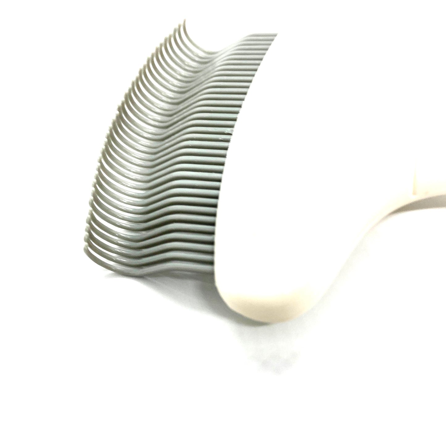 Ivory Moon Deshedding Comb