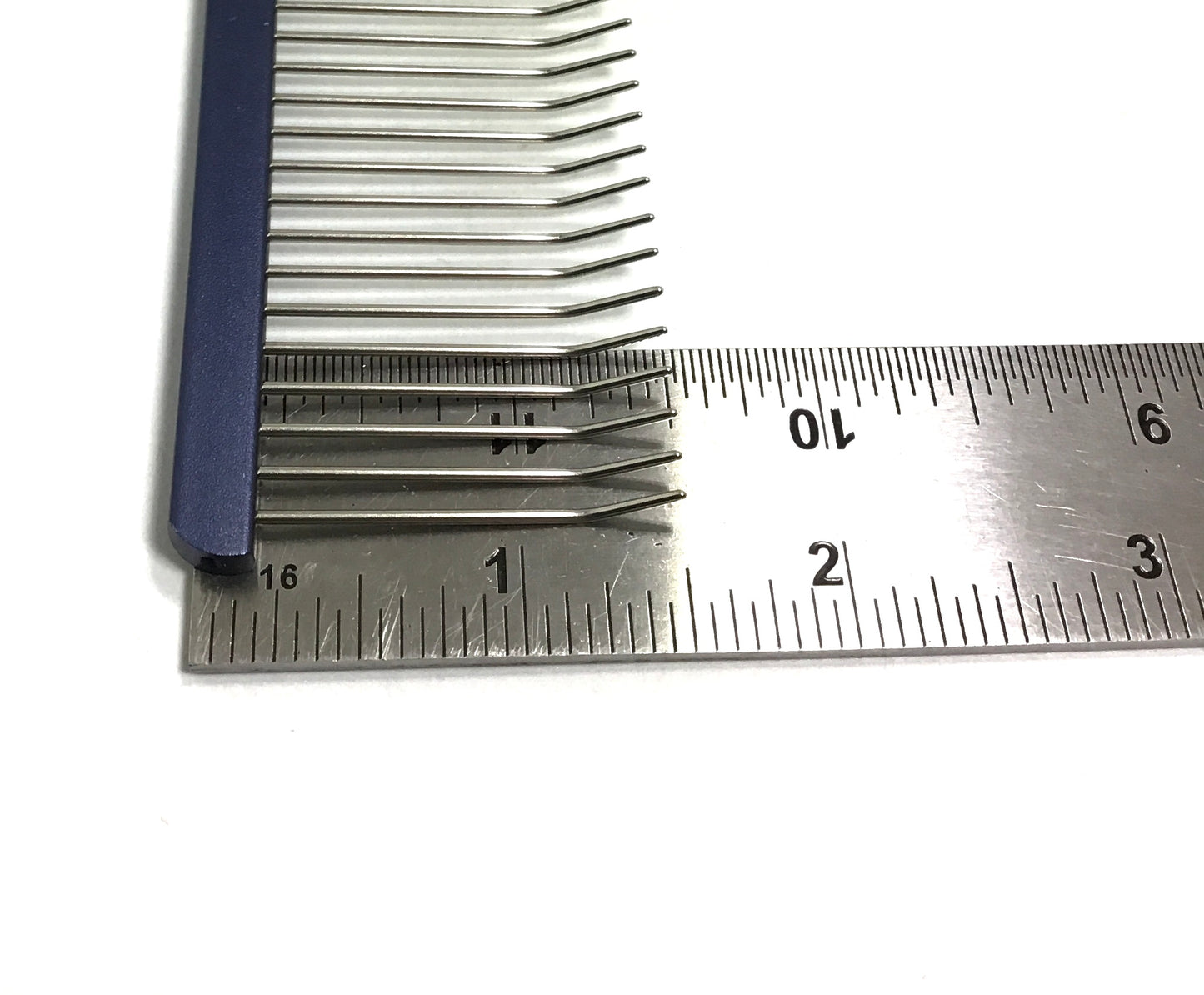 Puma Moon Angled Teeth Comb