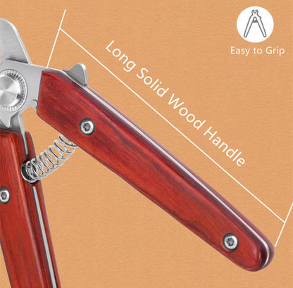 The Supreme New Moon Dog Grooming Nail Clippers