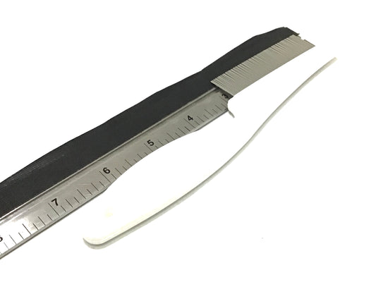 New Moon Flea Dog Grooming Comb