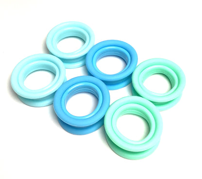 New Moon Tiny Finger Petite Hand Scissor Finger Rings