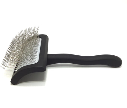 Leo Moon Slicker Brush